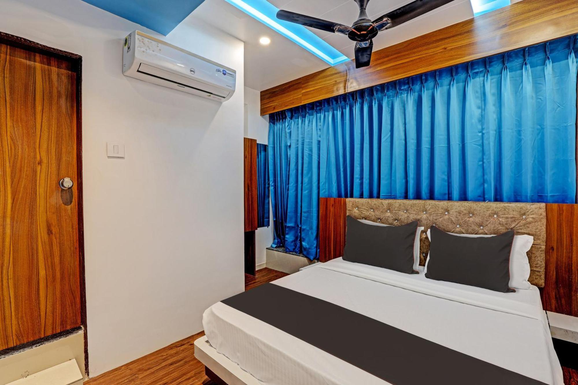 Collection O Hotel Swarg Surate Extérieur photo